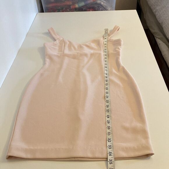 Guess Pastel Pink Bodycon Mini Dress Size Large - Picture 13 of 15